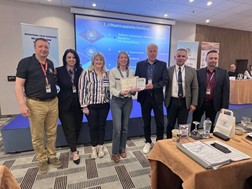 Βραβεία απο αστυνομικούς σε Τρικαλινούς συναδέλφους τους που προάγουν τον πολιτισμό